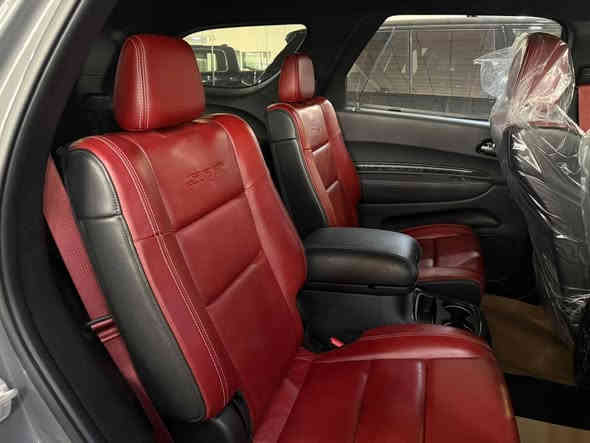 دودج دورانكو SRT هيلكات 2024
V8 6.2 كلين تايتل
ماشية 25 الف ميل 
فول فول مواصفات 
سنوية جديد باسمي 
مكفولة من كلشي 
رقم الشاصي 1C4SDJH96RC154276

🟥 السعر سوي تعليق يصل مباشرة 🗞️ 

تحويل ثاني يوم 

رقم صاحب السيارة 
***********
