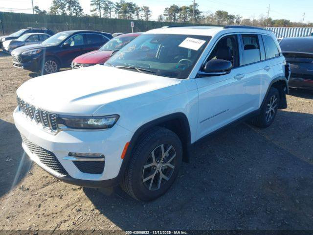 ***#مزاد***
2024 JEEP GRAND CHEROKEE LIMITED 4X4
تاريخ المزاد/3/2/2026   الساعة : 6:00 مساءاً
#الضرر:كما موضح في الصور
المسافة المقـطوعة /8,950 mi
حجم المحرك /3.6لتر       6 سلندر  
السعر/ حسب المزاد
مدة الوصول/شهرين الى ثلاثة اشهر حسب الولاية
#توضيح:-
يتم عرض السيارات المميزة في المزاد يومياً.
صور وتفاصيل واضحه للسيارات المعروضة.
🌐امكانية النقل الدولي الى مختلف الوجهات :
♦ام قصر
♦كردستان العراق 
♦الامارات 
♦الاردن 
♦️ميرسين  
👌خدمات اضافية :
🔧تصليح في دبي 
🛑فحص السيارة وكشف الاضرار السابقة ببرنامج كارفاكس قبل الشراء #مجاناً.
🔥#انظموا الينا ولا تفوتوا فرصة شراء السيارات من المزاد🔥 واهلا وسهلا بالجميع 🤝
تواصل معنا على الواتساب:
*********** مهندس حسين
*********** استاذ مرتضى
او الاتصال على:
*********** مهندس حسين 
*********** استاذ مرتضى
 #العنوان: الديوانية - قضاء عفك- مجاور كراج عفك
