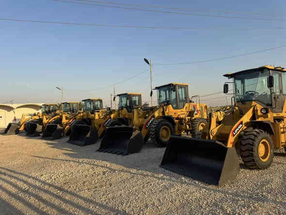 بسم الله الرحمن الرحيم     
تعلن شركة الروان الجنوبية الوكيل الحصري لشركة LOVOL في العراق 
عن وصول شفلات موديل 2026 من نوع لوفول (LOVOL) فخر الصناعه الصينية ذات الجودة والمتانة والتقنية العالية صنعت خصيصاً للأجواء الخليجية الحارة وبضمان 3000 ساعه عمل وبأسعار مناسبه جداً  
الأحجام:  920-936-946-955
بمواصفات
 1-مقصوره داخلية حديثة  تحتوي على تبريد امامي وخلفي 
2-كيلة حجرية 
3-محرك دويز تبريد ماء - ومحرك شتاير 
4-ناقل حركه سرعتان
5-كامره خلفيه
6-كشافات LED
7-نضام تنقيه الهواء بلزيت
8- ستائر اماميه
9-جهاز حمل الأشجار 
ومواصفات اخرى عديدة

وتتوفر قطع الغيار لمختلف الشفلات الصينية

العنوان :الديوانية-طريق الدغارة-الشارع العام مقابل تقاطع زبيد 
للاستفسار : *********** -***********
