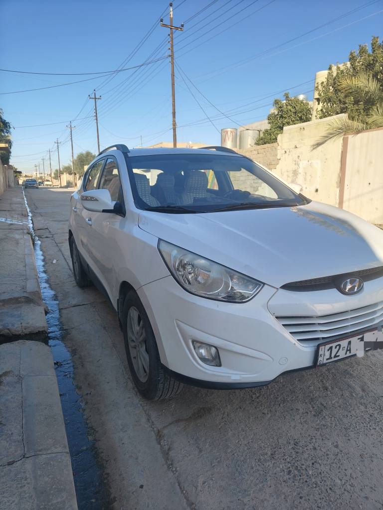 توكسون 2014 ك
_محرك السيارة بحالة جيدة (مفتوحة)
_صبغ السيارة   بيها فقط ((كارت)) بمكانات محددة
سيارة رقم نينوى وسنوية لحد 2028و بأسمي و تحويل شرط
سعره. 150 نقدي 
*********** تلعفر, نينوى
