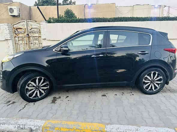 سبورتج 2018 وارد امريكي 
حادثها اربع قطع صبغ 
ماشيه 100 الف 
مواصفات فووول السياره 
رقم بغداد بأسمي 
بصمة 
بنوراما 
كشنات جلد 
سايد بريك بصمه 
فول الفول السياره مواصفات 
مكان السيارة بغداد 
السعر 14600$ وبيها مجال 
للاستفسار 
‭077 5664 3900‬
