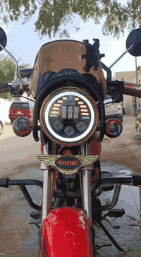 دراجه أن ماكس 
موديل 26 
مرقمه
 صارلها 3 اشهر طالعه من الوكيل 
ماشيه 700 كيلو 
محرك 200 cc


**إذا كنت صاحب هذا الإعلان وتريد حذفه لأي سبب، رجاءا أرسل رسالة إلى الدعم الفني**