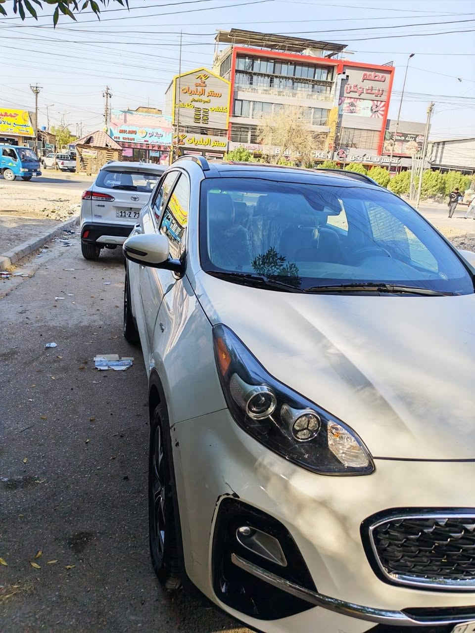 السلام عليكم 
سبورتج ٢٠٢٢
وارد امريكي 
فول مواصفات بانرواما
حادث بابين جهة الصدر
مبدل صدر جديد والسيارة ما بيها اي نواقص
ماشية ٤١ الف 
السعر ١٧٠ وبيها مجال بسيط
العنوان البلديات 
رقم الهاتف
***********
