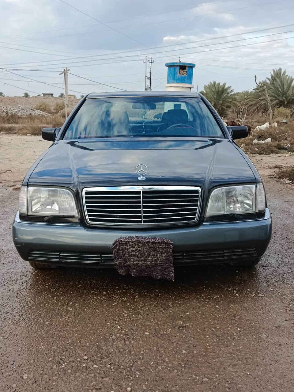 مارسيدس شبح 300
موديل 1992
رقم بغداد انكليزي الدولي شرط تحويل 
السياره مكفوله من الضربه والخياس 
مصبوغه عام 
السياره جاهزه من مكينه وكير وتبريد حداديات وصدر وكهربائيات وتايرات وباتري مابيه نقص 
باب طويله 
مكان السياره بغداد 
السعر 70$وبيه مجال بعد المعاينه 
***********

