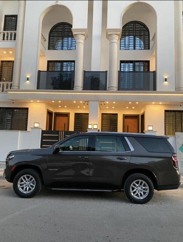 تاهو 2021 خليجي مكفول كفاله عامة ماعدة ربع ربع ربع الباب خلف السائق مصبوغ فقط وبيه تقارير اثنين واحد من بغداد واحد من البصرة ومغلفة PDF امريكي

رقم بغداد 
موصفات 

بصمة ابواب
تشغيل عن بعد 

رادارات 
نقطه عمياء 
حساسات 
هاندبريك بصمه 

تحكمات ستيرن 
لايت LED
فول انظمه قياده 
كشنات كهرباء
اوتو بارك
ثلاجه
فول حساسات 

السياره شرط ترايها زيرو السياره كفاله عامه  وتبريد وصدر كله جديد تايرات بالجيس

رايدها 410 وبيها مجال بسيط للشراي 
مكان السيارة البصره 
***********
