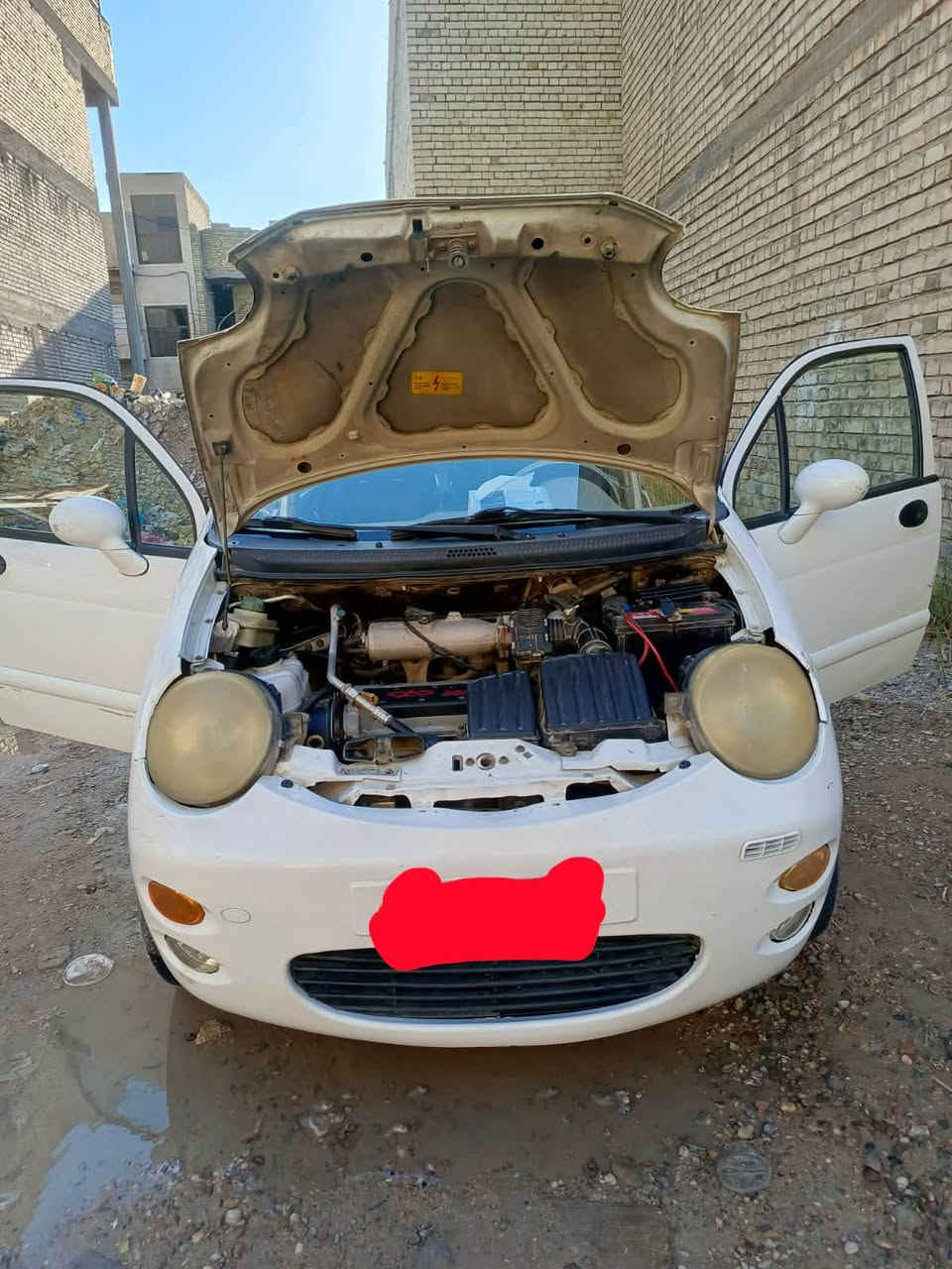 السلام عليكم سياره كيوكيو للبيع موديل ٢٠١٢رقم الماني بغداد السنويه منتهيه بيه نقص فقط غاز تبريد ومكانه بغداد سعره ٢٨وبيه مجال الاتصال ***********

