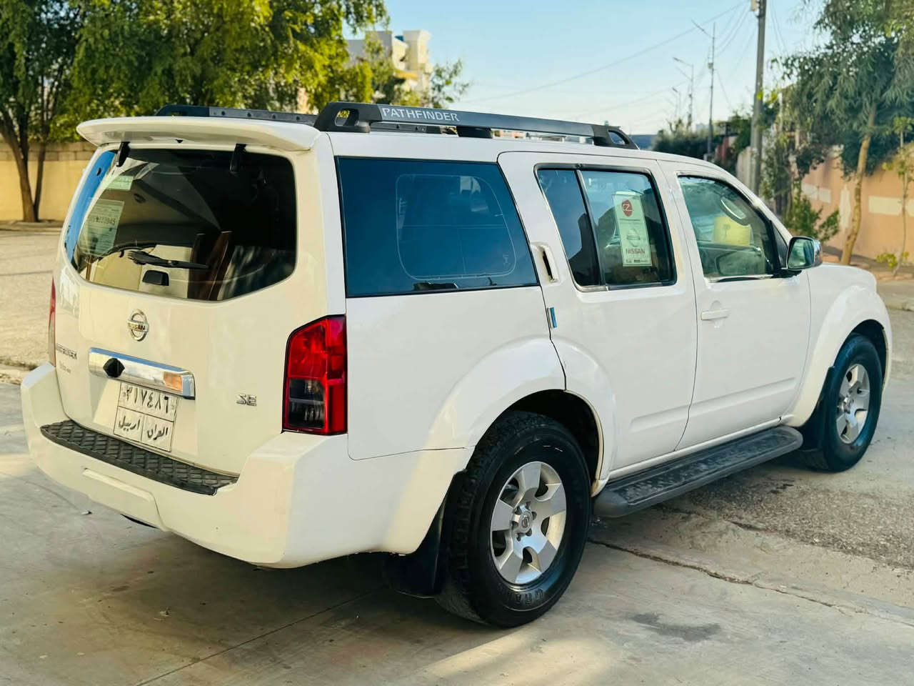 نيسان باسفندر 2006 مكفوله من الحادث فقط باب السايق صبغ بدون دواخل صور سونر موجود عندي .كير محرك تبريد كهربائيات شرط .وارد خليجي 7راكب تبريد مركزي رقم اربيل هزا جديده تحويل نفس اليوم  للمرور سعر93ومجال غرامه 3اوراق تنخفض . عنوان اربيل 
***********
***********
***********
نيسان باسفنده ر 2006 زور جوان وخاوين يه ك بارجه صبوغ ده ركه ي سايق به شه رتي سونر 3ريز كوشن ته بريد مه ركه زي خليجي ناو زه رد سعرى 93ومجال  3ورقه غرامه بوت ده كه رينمه وه تحويل وكاله به شه رت .شوين هه ولير أربيل, العراق
