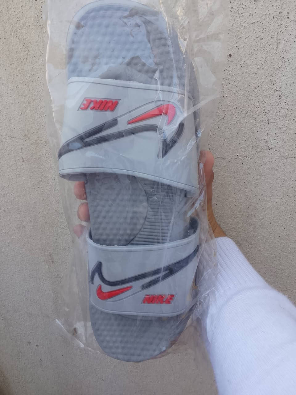 سلام عليكم يوجد لدينا نعالات لايلون بسعر الجملة سعر القطعه ب 1000دينار يتوفر قياسات من26الى43


**إذا كنت صاحب هذا الإعلان وتريد حذفه لأي سبب، رجاءا أرسل رسالة إلى الدعم الفني**