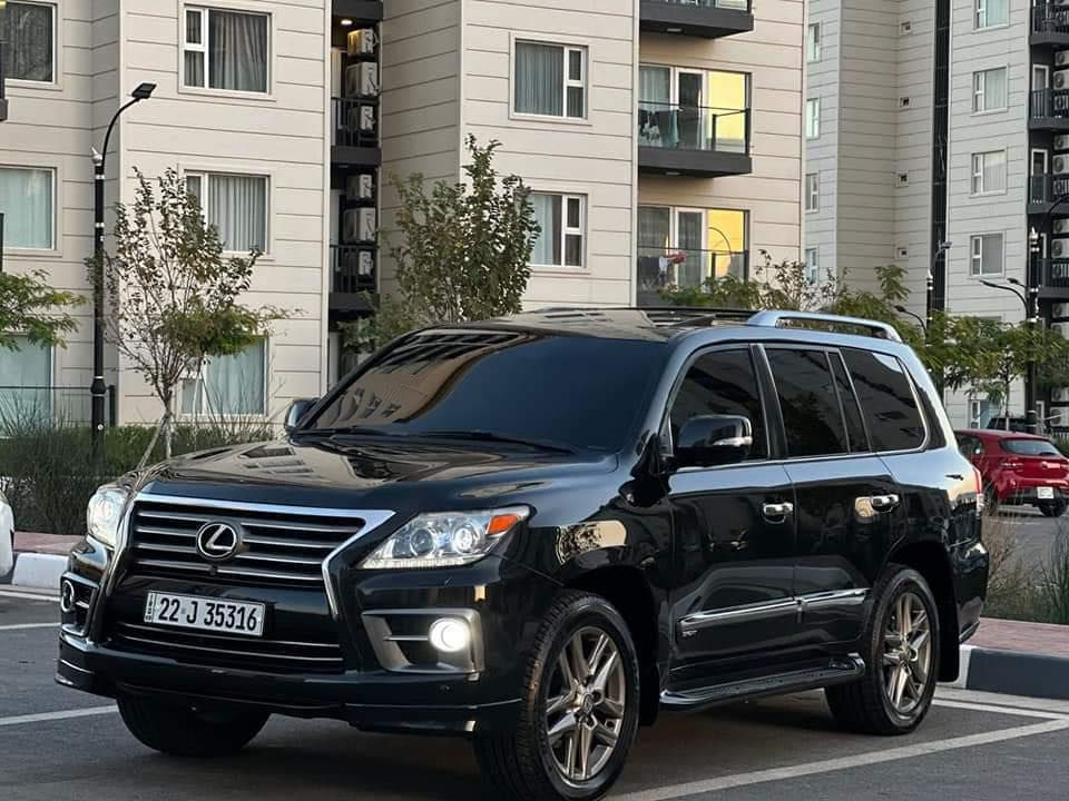 السلام عليكم
لكزس LX570 موديل ٢٠١٣
فول مواصفات 
رقم اربيل جديد بإسمي 
ماشية ١١٨ الف حقيقي 
داخل بيجي 
بيها قطعة صبغ بدون دواخل 
السونار مرفق 
مكانها صلاح الدين - الضلوعية 
رقم الهاتف : ***********
السعر : ٣٨٥ وبيها مجال كلش بسيط

