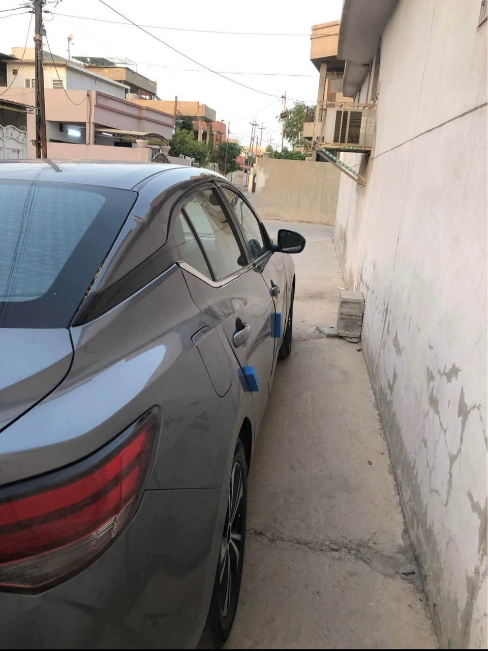 كوري-عربي
نيسان سينترا موديل 2022 مواصفات SV كوشن حار و بصمة رادار  رادار امامي و خلفي جانبي رقم هاتف/***********
كوردي
نيسان سينترا مۆدێل 2022 مواسەفات SV کوشن گەرمە بەسمەیە رادار پێش و دواوەو تەنیشتەکانە رادار خەتی جادەیە 
رەقەم تەلەفون/*********** كركوك, العراق
