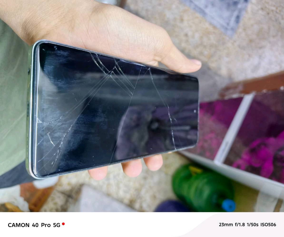 سلام عليكم جهاز تكنو بوفا 5 العادي ذاكرة 256 بطارية 6000 معالج Helliog99 التليفون بي فطر بل شاشه ما مأثره عل لمس ابد مكاني بغداد الرساله الاولى مقابل العاب السيديه السعر 100 وبي مجال قليل