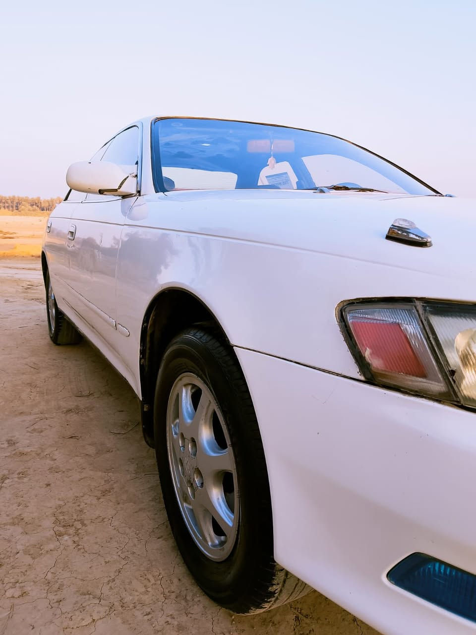 السلام عليكم 
مارك نفخ موديل 93 
تدفئه تبريد شغال كير مكينه مكفولات تخم تاير جديد باتري جديد شاشه داخل جلد كهربائيات كلها شغاله محرك ونجي كفاله عامه بدون ضربه بدون صبغ كير محرك شرط سياره جاهزه بدون نقص تشغل وتطلع رقم ديالى سنويه لـ28 شرط تحويل 
مكان ديالى بعقوبه
تقاطع القدس
***********
