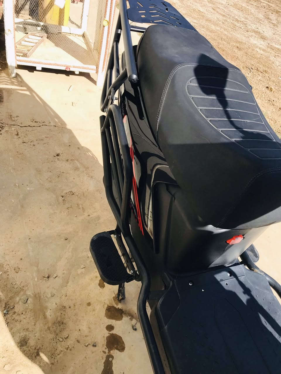 السلام عليكم يتوفر لدينا دراجه شحن سكنس
موديل 25  بطاريات على الفحص
السعر 625 وبيها مجال بسيط
، الاستفسار الاتصال على الرقم ا ( ***********) او مراسله الصفحه
