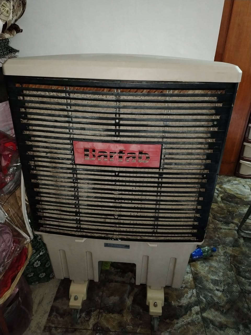 السلام عليكم كنفيره اخت الجديده البيع السعر ١٥٠ وبيه مجال رقم ***********
