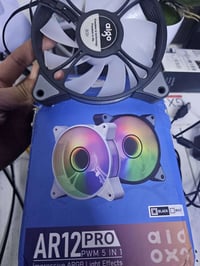 خمس قطع • إكسسوارات إلكترونية