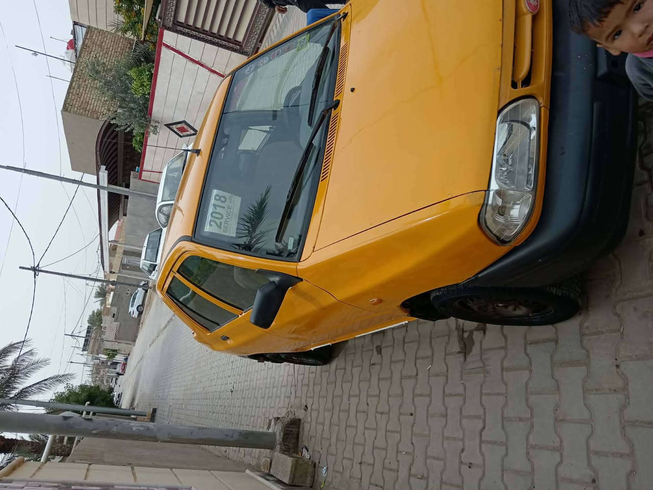 سلام عليكم سايبه ١٨كير ومكينه وتبريد ع شرط سياره كفاله صبغ تبديل بيه طخه وره البركيت الخلفي سياره احله من الصور تخم تاير صار شهر درايمات جدد حداديه نص ونص سنويه لل٢٧ بيه وكاله وعليه خرامات ٤٠٠ تندفع حسب الاتفاق هيئه مصفره مكان دوانيه مركز السعر٤٠$وبيه مجال‏‪***********‬‏ ***********
