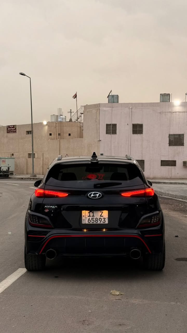 السلام عليكم
كونا N موديل 2023 🚀🚀🚀
محرك 2000 توربو مو ستوك
السرعة 300🎖️
برمجة امريكا full safety 🇺🇸 stage 2
شوته SXTH + عطاس SXTH
بلكات رياضي وفيتبم رياضي 
ماشية 55000 KM
وارد امريكي حادث جاملغ خلفي وباب مبدل نفس اللون 
بدون ايرباك 🎈
5 انظمة قيادة ( ايكو - نورمل - سنو - سبورت )
واكيد مود الـ N
الكشن حضن واكيد مختم N
كشن تدفئ 
ويل 19 بلادي 
شاشة كاربلي 
نقاط عمياء 
اوتو ستوب امامي
اوتو ستوب خلفي 
تحكم ستيرن
شفتات ستيرن
كروز سرعه 
شحن لاسلكي 
كامرا خلفية دوارة
كير DSG  يجي 8 سرعات⚙️
سماعات سستم بلادي harman/kardon
السيارة جاهزه وجديده بدون اي نقص 
السعر :- 160 وبي مجال 
للاستفسار :- ***********
