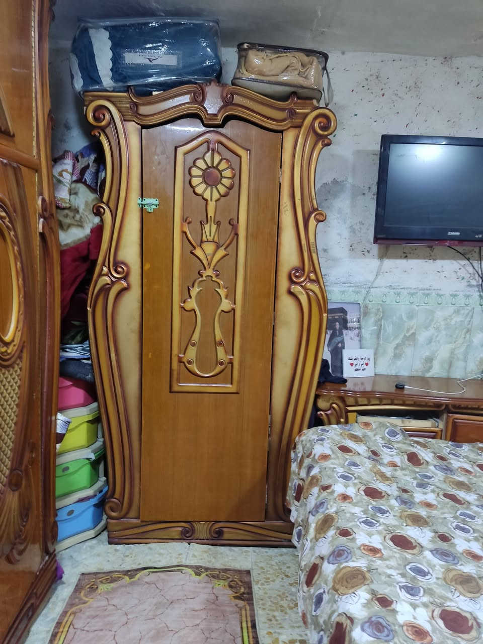 غرفه نوم 6قطع تفصال كنتور ملحق 6  ابواب 600وبيها مجال مدينه الصدر ***********
