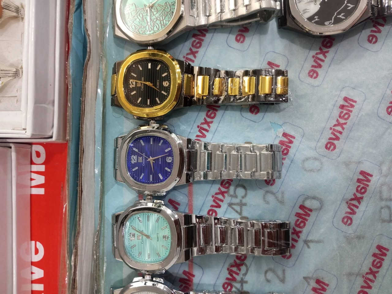 السلام عليكم عرض بمناسبة مسواك

 العيد فقط اليوم الساعه الي سعره 
 5 الف  صارت ب 4 الف 
والساعه ام 4 صارت ب 3 
والساعه ام 3 صارت ب 2 

فقط اليوم فقط اليوم

يتوفر جمله 
 الموقع قرية شكرآ مجمع محطم الاسعار 
للاستفسار***********
