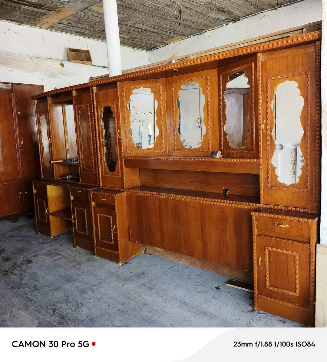 #غرفه_صاج عراقي سته باب 
كلش حلوة ونضيفه الضهر جرجوبه شد براغي 
#وبسعر_مناسب_جديد_375الف فقط 
العنوان جلولاء سوق السبت
#يتوفر توصيل لجميع مناطق ديالى بأسعار مناسب #للتواصل واتس او تصال 
***********
