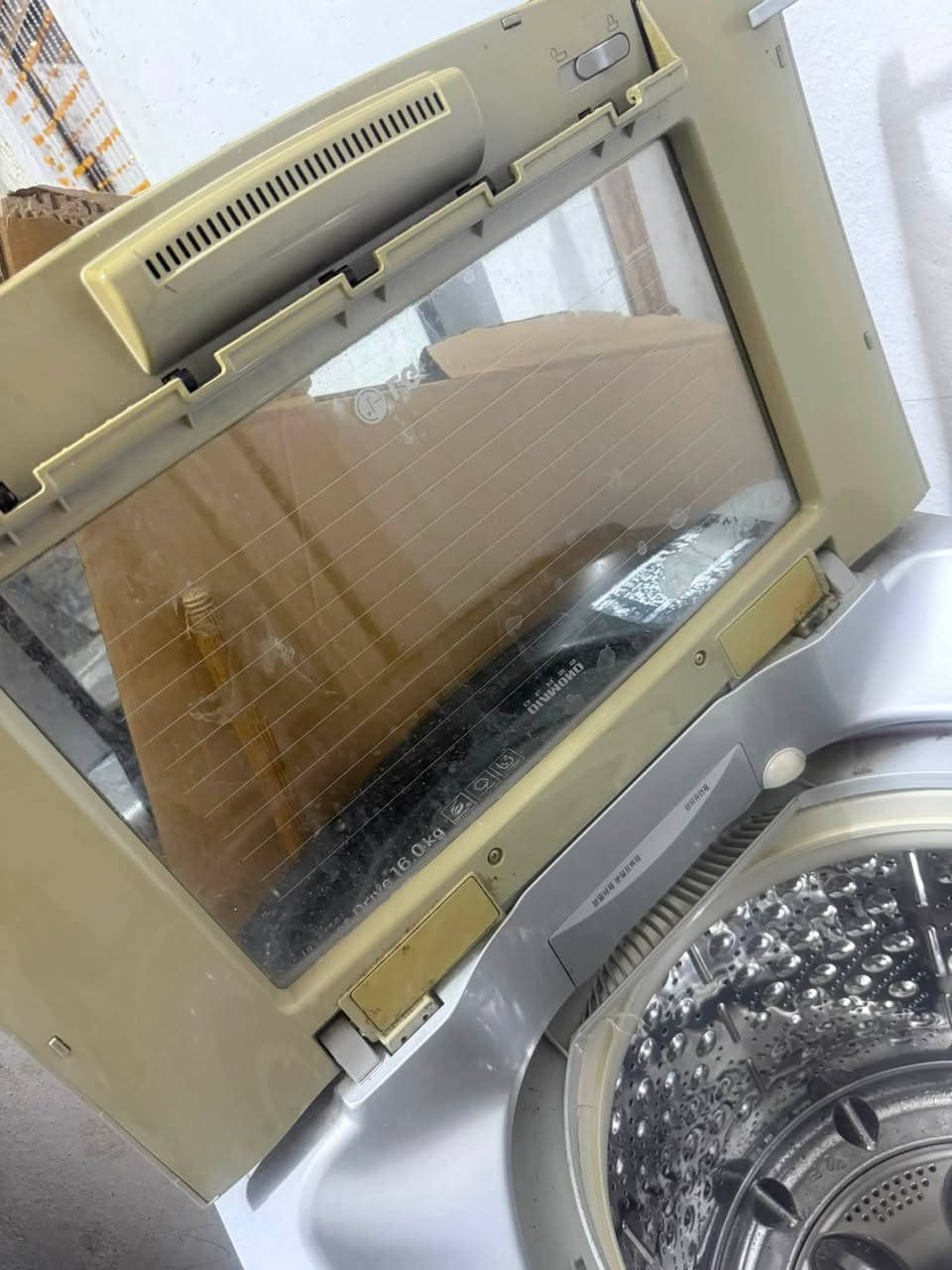 غسالة اوتماتيك 16كيلو الجي الكورية ممتازة مداخلة تصليح نهائيا انطي بيهة ضمان طول العمر وشغل  قبل لا تاخذ تغسل بطانيات نفرين  شرط النضافة نهايتهة 350بدون اي نقاش لان اخذتهة غالية ولو ممحتاجة فلوس ما ابيع


**إذا كنت صاحب هذا الإعلان وتريد حذفه لأي سبب، رجاءا أرسل رسالة إلى الدعم الفني**