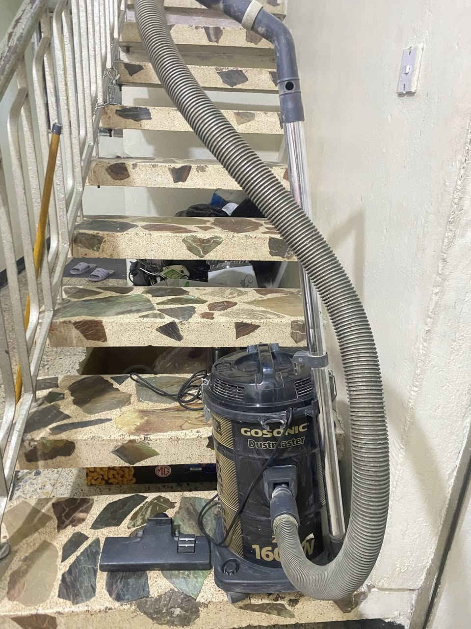 سلام عليكم عندي غراض للبيع مكاني بغداد الشعب


**إذا كنت صاحب هذا الإعلان وتريد حذفه لأي سبب، رجاءا أرسل رسالة إلى الدعم الفني**