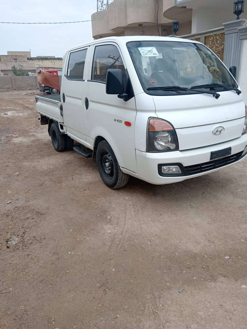 *********** 
السلام عليكم للبيع موديل ١٦ مكفوله كفاله عامه تخم تاير حداديه تبريد تتفئه بلادي السعر ب٧٠٠  مسجله بل مرور
