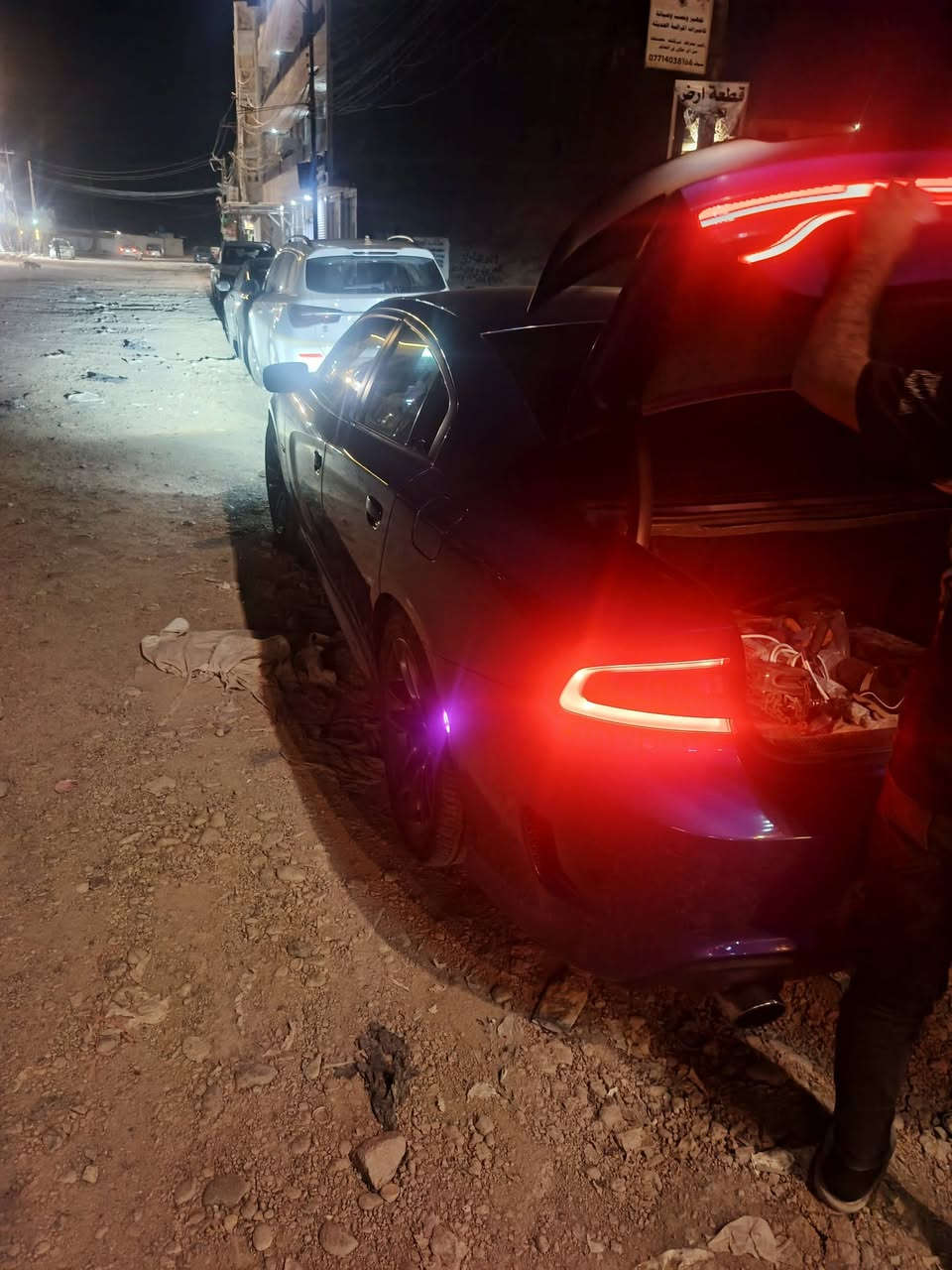 السلام عليكم جارجر للبيع موديل 2023 SRT حادثه خشم البنيد بدون دواخل محرك 6400 مكانه الدوره 
رقم ***********0 السعر 320 ورقه وليه مجال

