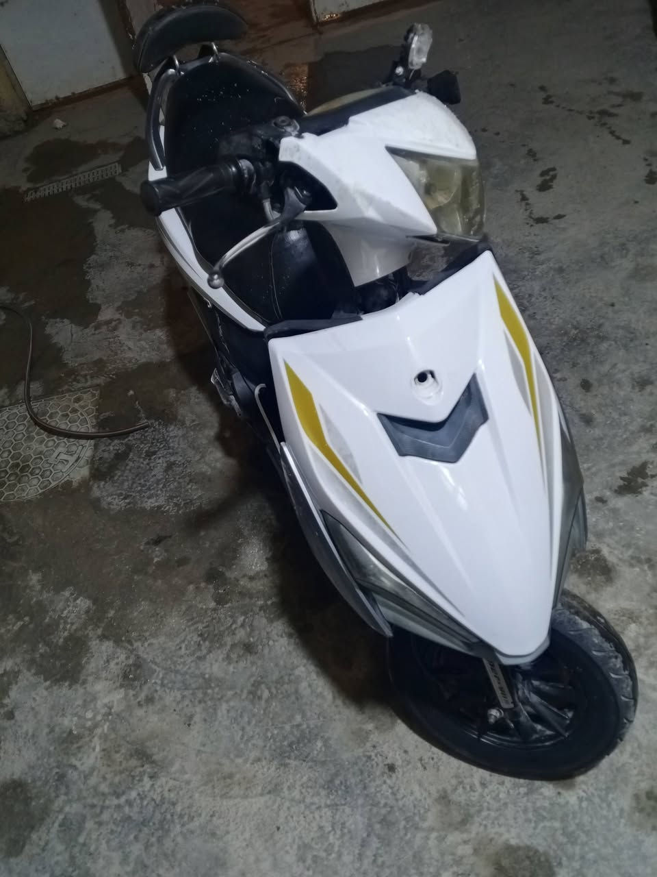 السلام عليكم درجة إلى بيع إف اس مكينه ماكس عدله   ناعمه درجه حلوه نكره سلف هندر لايت  زنون صالنصه رياضي  السعر 350 وبييه مجال بسيط مكاني كربلاء الاتصال ***********
