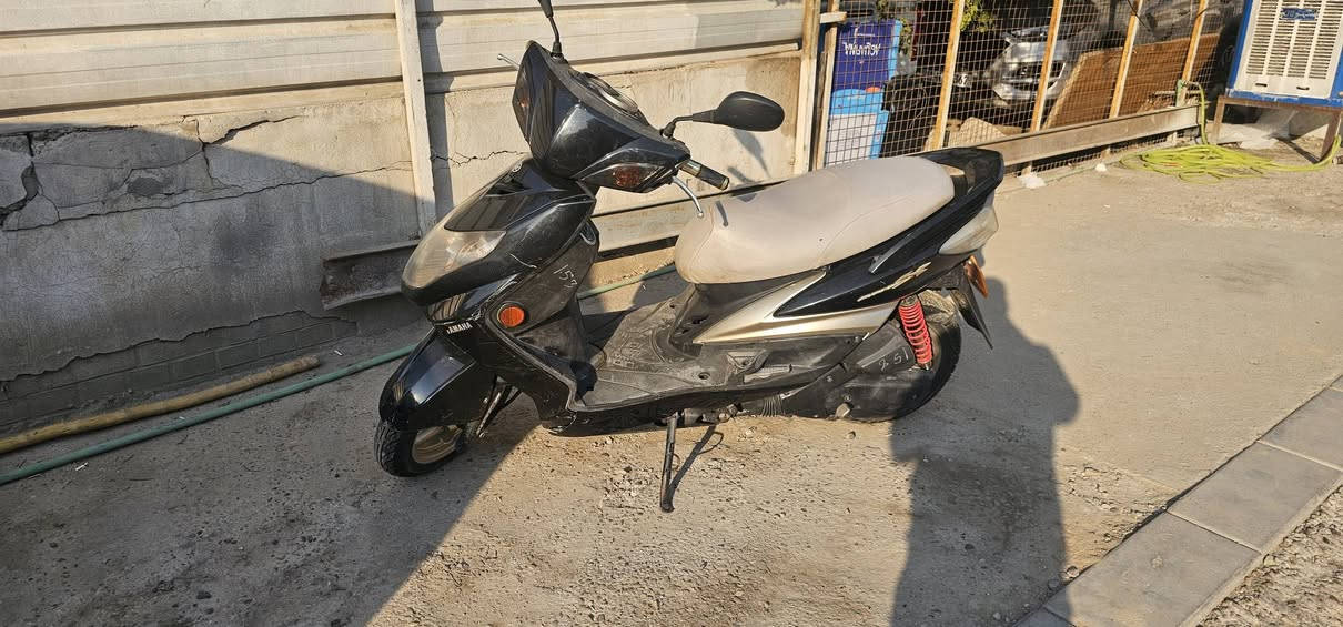 السلام عليكم سكنس فحل للبيع مكاني حي الجهاد
***********
المكينة مجفتة جديد يم علي ماكس بالكفاح بيهة ضمان ٦ اشهر
دبل خلفي رمبة جديد
منظومة كلج كاملة اصلي جديد
نوزل جديد
دراجة حلوة وخير من الله رايدهة ب ٧٥٠ قفل
