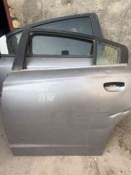 غراض جارجر موديل 16 واحدة من الباب كاملةبس بيه صبغ واحدة ما بيه طخه الدعامية بلادية عنوان نجف ***********
