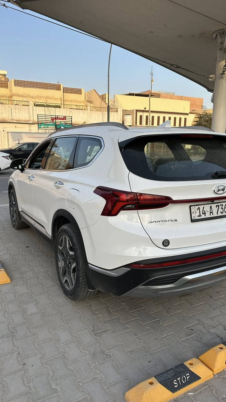 سلام عليكم 
ستنافي مديل 2023
خليجي V6 سته سلندر 3.5 نص فول سبعه راكب 
رقم بصره بسمي 
بيه باب الصدر والي وراه بارد PDR
مكان السياره بصره 
ماشيه 42 الف 
تحويل ثاني يوم
سعراهاا 265 بيه مجال 
 رقم الهاتف ***********
