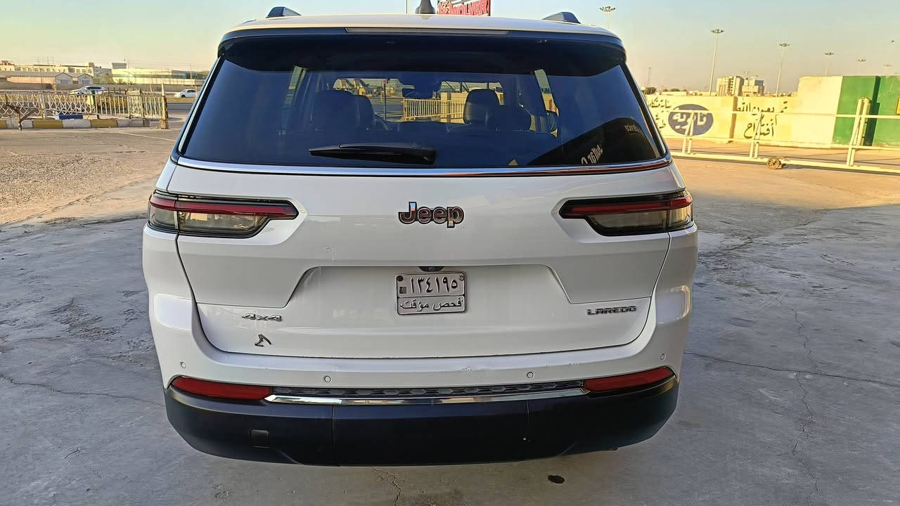 للبيع جيب كراند شيروكي 7 راكب  بدون رقم لمتد ست كامرات 360 دوارة   بيهه تقرير استبدال قطع خارجية ماشية 24 الف السيارة كفاله ماعدا صبغ بسيط بالقمارة  وبعد بيهه هواي مواصفات  

السعر 258 وبيعه مجال للشراي 
العنوان  البصرة

هاتف ***********
