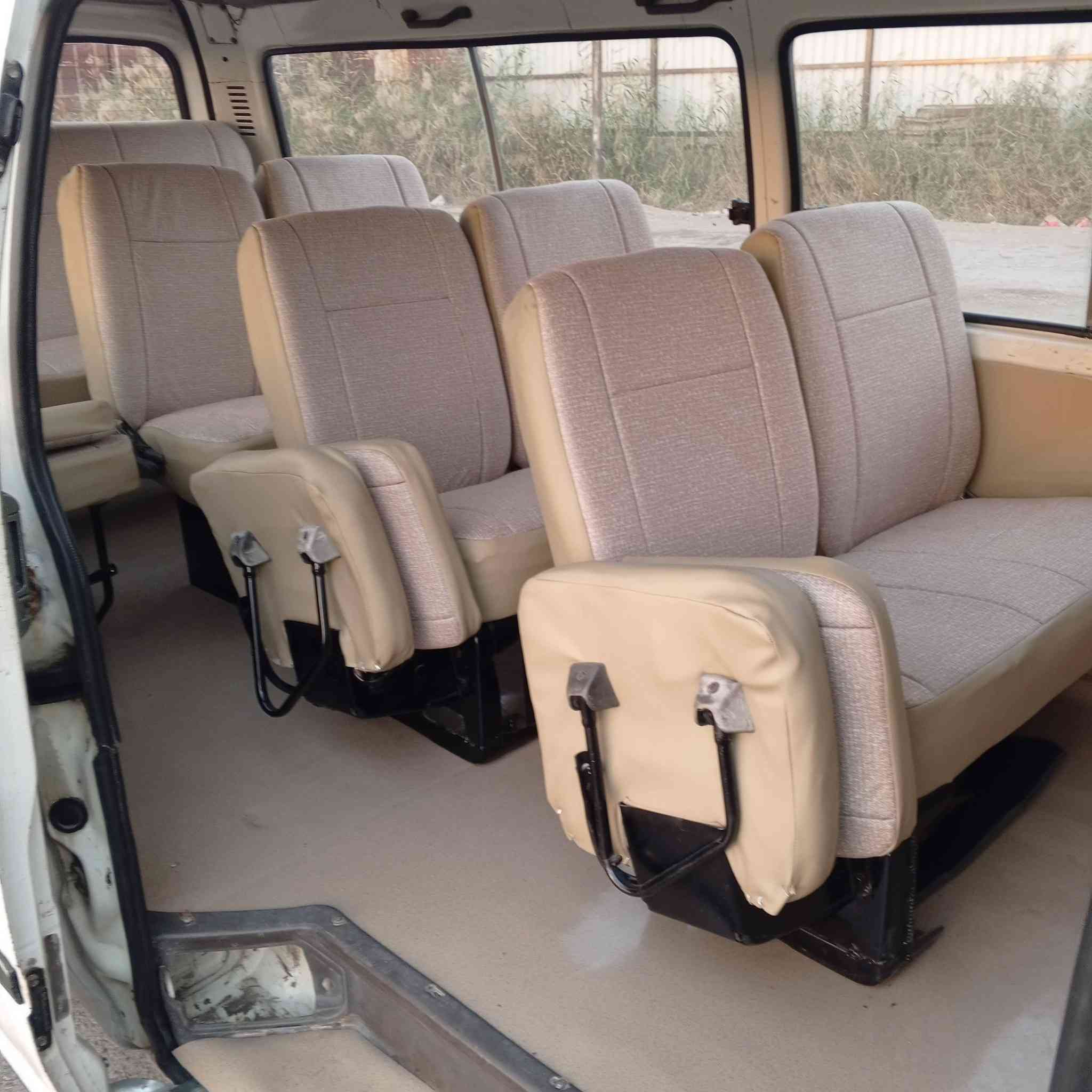 سلام عليكم سيار فتون للبيع موديل 14 سياره جاهزه حلوه  سنويه 2030 دوشمه جديده  العن بغداد الرقم ***********
