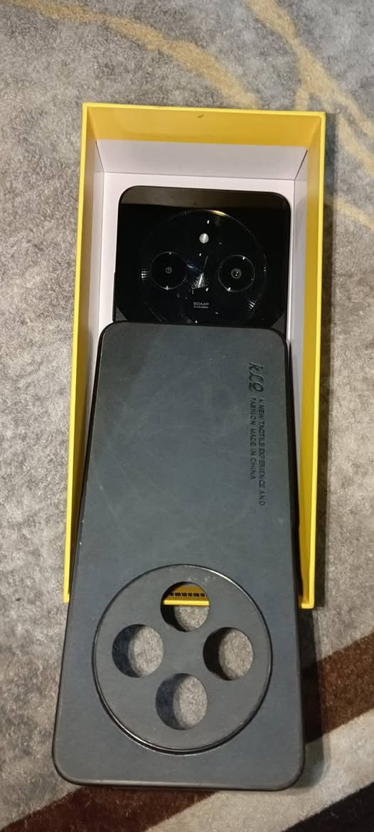 تلفون بوكو poco c75  اخو الجديد
نضيف بالباكيت ويا كفر وبي لاصق حمايه للشاشه  وكيبل شاحنه تايب سي 
وكارتونه  نضافتهه 100/100 استعمال قليل  جدا  السعر 165 مكاني العراق البصره 
الاستفسار على الخاص


**إذا كنت صاحب هذا الإعلان وتريد حذفه لأي سبب، رجاءا أرسل رسالة إلى الدعم الفني**