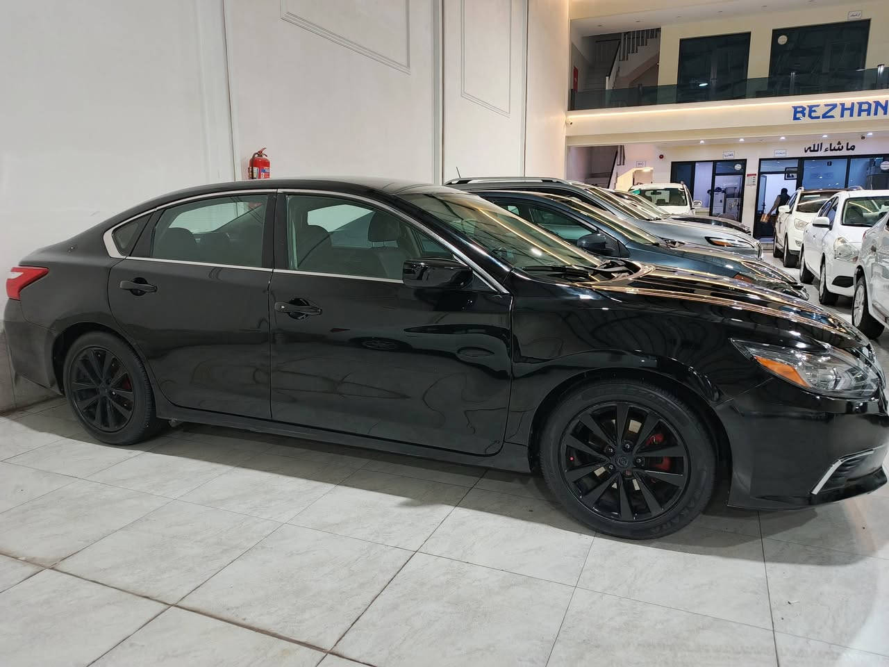 رەقەم شانسیم داناوە  سێ پارچەی پیشەوەی بۆیاغە چاماغی پشتەوە تعدیلە  دوو قۆپ لە سەقفی هەیە
2017
SV
0750/4254770
***********
