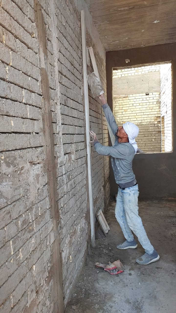 كادر العتابي
 خلفات مصرين شغل درجه اوله  
لبخ مساطر  سيراميك  جص بورك بناء اعمالنه مستمره  ***********كوت فقط
