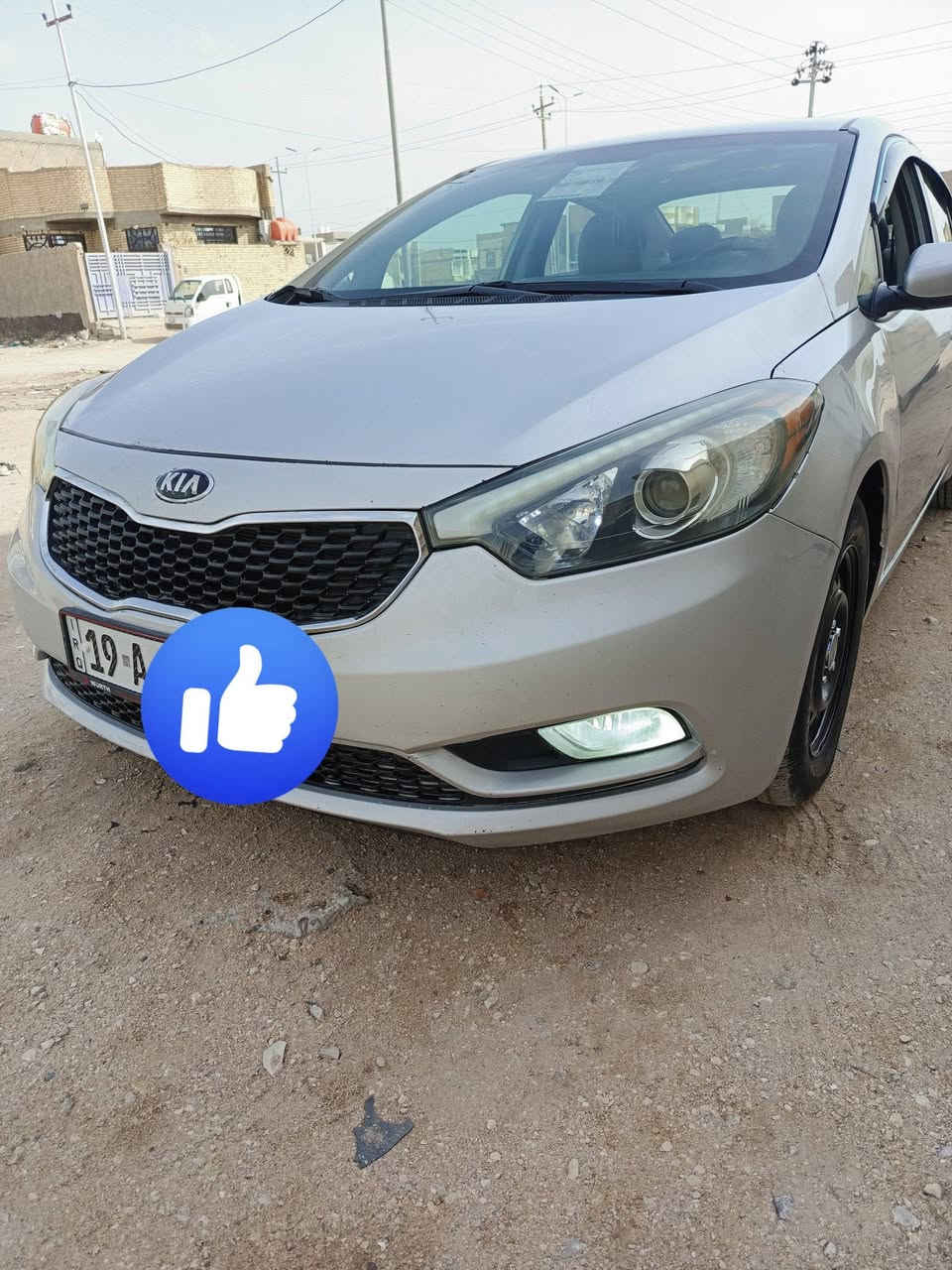 سلام عليكم سياره فورتي وارد امريكي موديل 2014 سياره حادثه فقط دعاميه اماميه نص فول 
تحكمات ستيرن 
شاشه اندرويد 
رقم كربلاء دولي سنويه لل27 
مكينه 1800 
ماشيه 108 الف 
سياره جاهزه من كلشي ربع ماناقصها حداديه وتبريد وتدفئه  وتخم تاير كامله مكان السياره كربلاء المقدسة والسعررر 112 وبيه مجال للشراي للاستفسار الاتصال على الرقم التالي ***********
