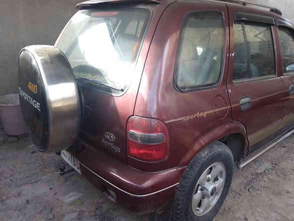 كيا سبورتج استخدام شخصي ع أيد وحده
استيراد خاص
موديل 1994
سيارة نظيفة جدا مصبوغه عام بسبب الجراد
كتلوك الشركة
دفع رباعي
كير عادي 
محرك مفتوح
رقم بغداد صدامي 
سنوية منتهيه لل 2017

السعر 59 ورقة

مكان السيارة بالرمادي
للاستفسار اتصال او واتس اب
***********
