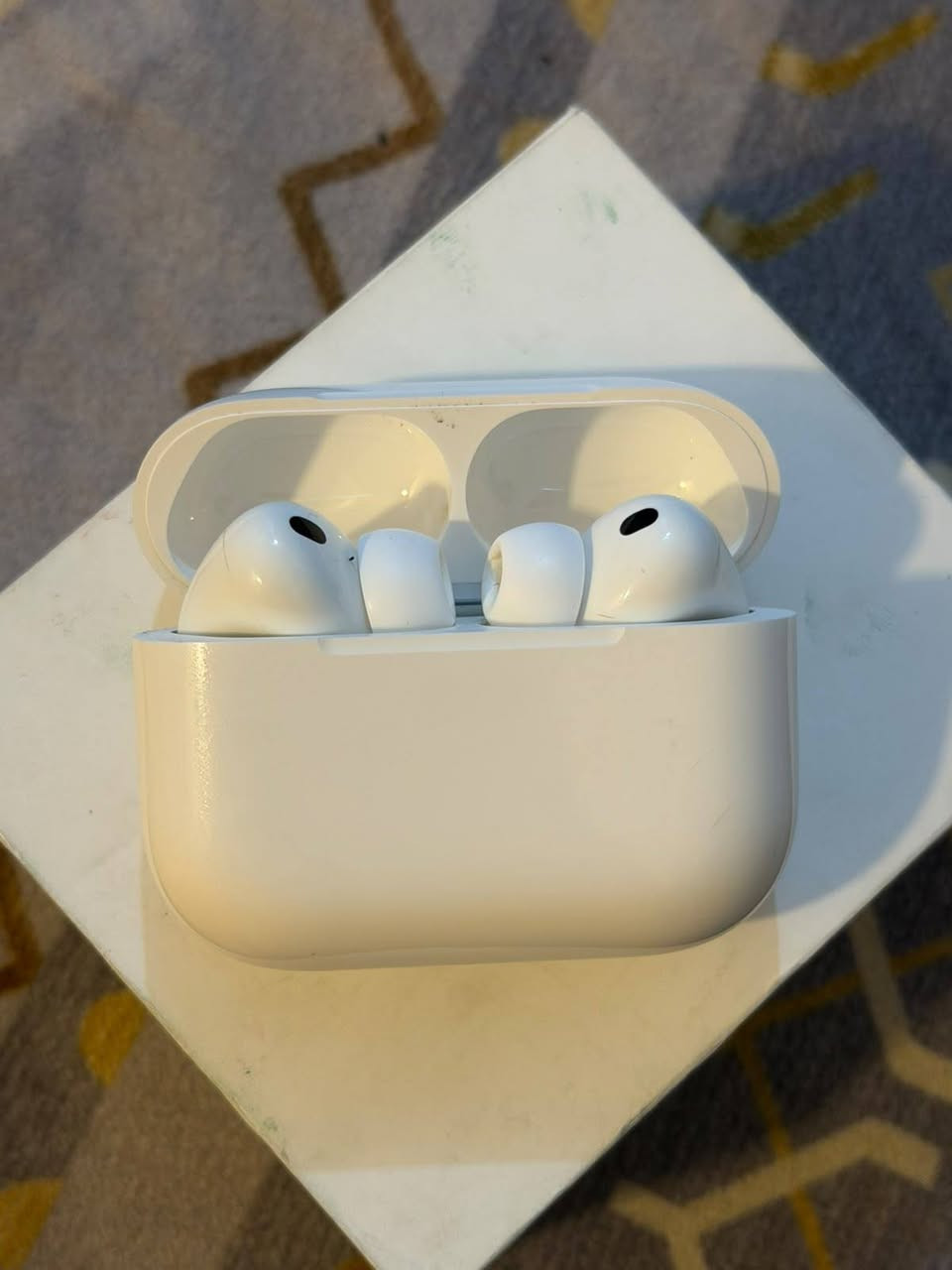 > AirPods أصلية
للبيع عزل ضوضاء وشفافية جديدة مستخدمة مره وحدة وهاي اول شحنه الها السعر خاص   اخير،صدار  اتصال *********** وات ساب بغداد, العراق
