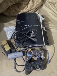 للبيع بلي ٣   بي بيس ٢٥  هاردين   السعر ٥٠ الف. 07872590456