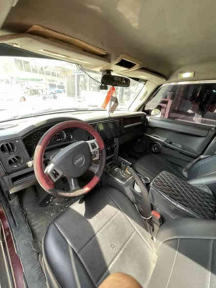 بيع فقط 
جيب كوماندر موديل 2008
رقم بغداد لوحات جديدة باسمي
محرك 3700 مبدل جديد بالكارتون
ضربتها جاملغ جهة سايق 
وحادث باب خلف السائق 
وضرر باب خلفي عكس سائق موضح بصور
كشنات جلد 7 راكب
حدادة جديدة
تخم تاير  جديد
باتري جديد
تبريد شغال
لايت زينون عالي
كشنات تحكم كهرباء
شاشة أندرويد حديثة
كاميرا خلفية
82 ورقة 
***********
