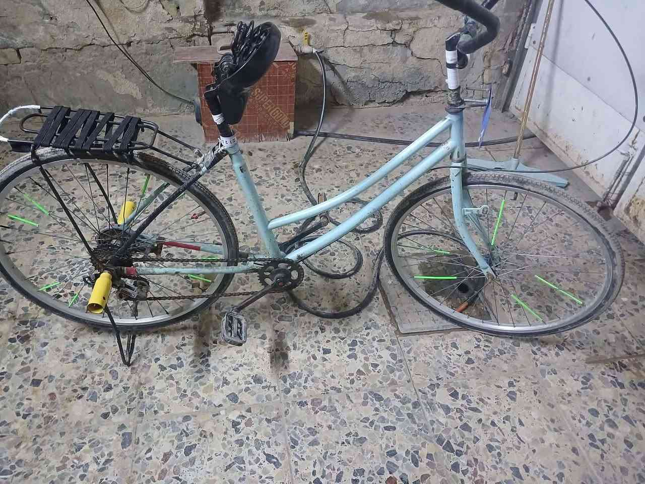 ب
بايسكل للبيع الشراي يدخل خاص


**إذا كنت صاحب هذا الإعلان وتريد حذفه لأي سبب، رجاءا أرسل رسالة إلى الدعم الفني**