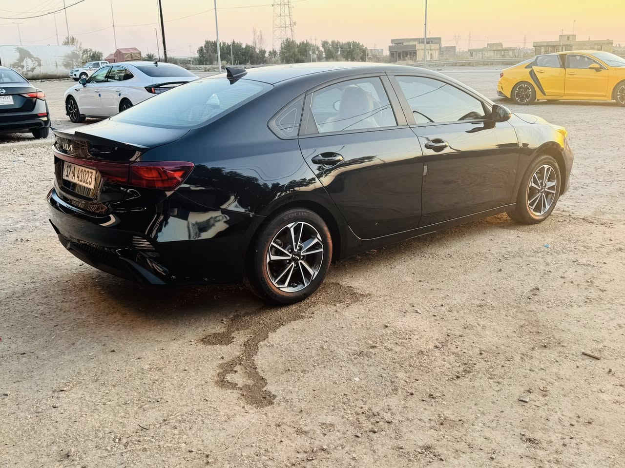 كيا فورتي
موديل 2023 
مرقم مثنى معوقين 
مواصفات نص فول 
ضرر تبديل بنيد فقط 
وجاملغ بارد باقي مكفول 
سعر.  بيع او مرواس 
الأستفسار ***********
