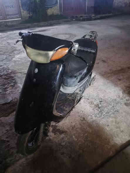 لسلام عليكم دراجه 60 للبيع الدراجه جديده مكينه خرسه كهربائيات شغاله سلف هندر نكره تاير خلفي جديد والامامي ماشاده موجود بس اتشده لان بعده مامستحك تبديل وبس القبق مال الاشاره واكع لايت عالي ناصي رماش السعر ـ. ٣٠٠وبيهه مجال للشراي مكاني بغداد الشعب رقم : ***********
