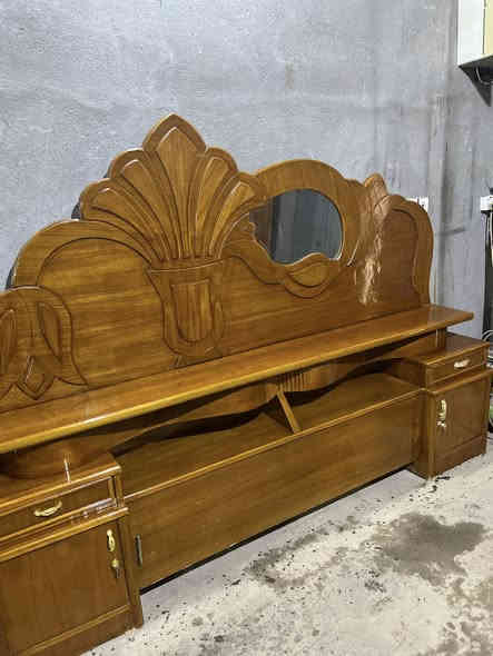 غرفه نجاره تزكام ثكيله داخل خارج صاج مستخدمه نظيفه السعر ٦٠٠. العنوان الحله ***********
