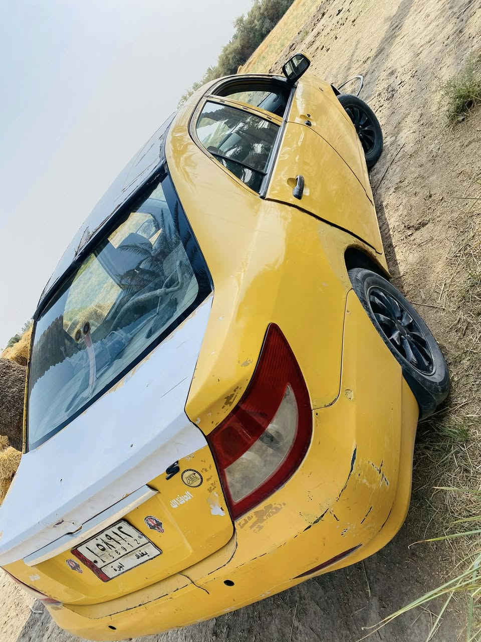 سلام عليكم بيوايدي 2010لبيع او للمراوس بسايبه
السياره طفة بانزين ودرتلهاا بانزين. وشتغلت ضلت تعتعت وشتغلت تك. وعفتهاا ماسويته 

رقم بغداد راعيهاا بغداد يطلب عليهاا 400 

وعليهاا هيى 4سنوات كله وره المشتري  

سعر 20وبيها مجال 

كير محرك  جديد لا تنقيص ولا تبخير سنويه 27 

تايرات جديده وبيها صفحه *********** بابل حله
