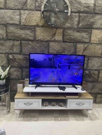 شاشة متر ونص • مغسلة جديدة • بالباكيت