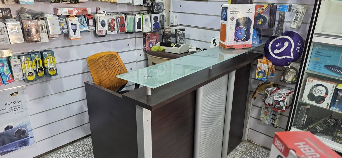 للبيع محل لبيع الهواتف
محل متكامل للبيع، يحتوي على:
سبلت 2طن
ميوزه عدد2
عارضه هواتف
ثلاجه
بضاعه كامله متوفره
 بيع وصيانة الهواتف النقالة
 إكسسوارات ومستلزمات الموبايل
 جاهز للعمل مباشرة
📍 العنوان: الكوفه_حي ميسان شارع النخيل قرب السوك

📞 للاستفسار والتفاصيل:
***********واتساب

