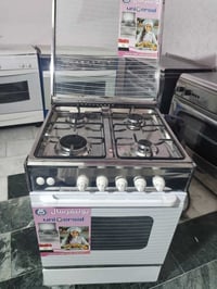 طباخ يونفرسال مصري.. ابو الاربعه ..مستخدم نظيف اخو الجديد.. للتواصل عا...